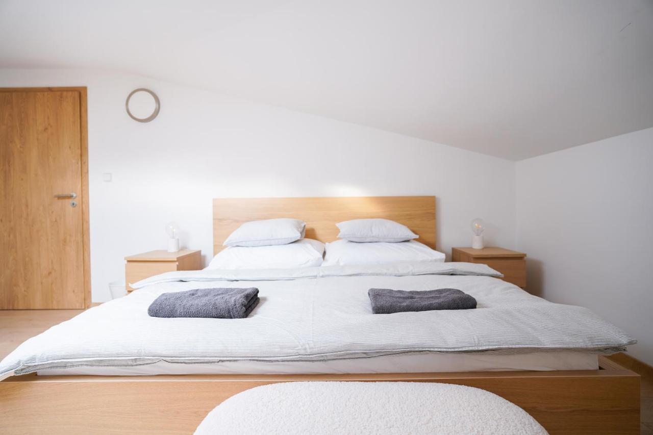 The Dante Villa Apartments Prague Luaran gambar