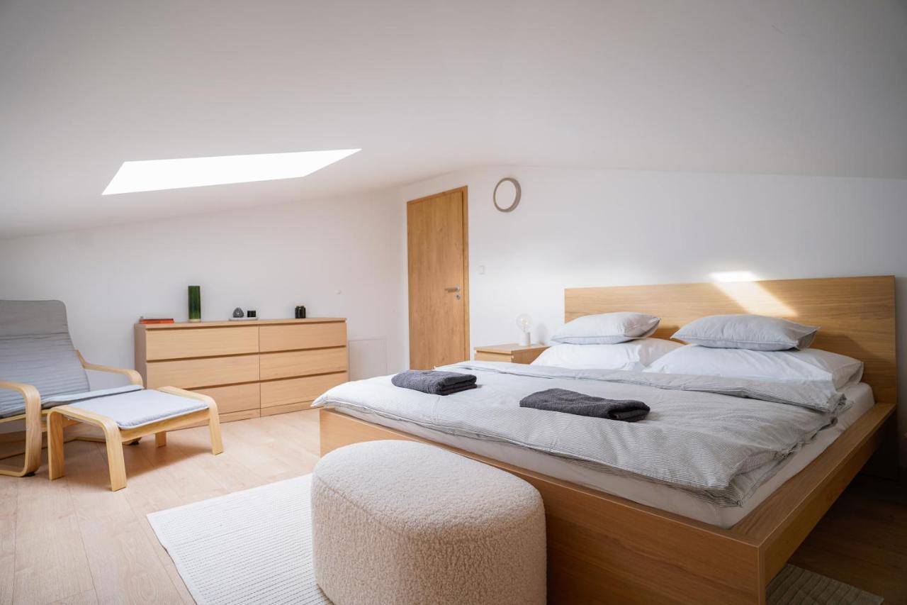The Dante Villa Apartments Prague Luaran gambar