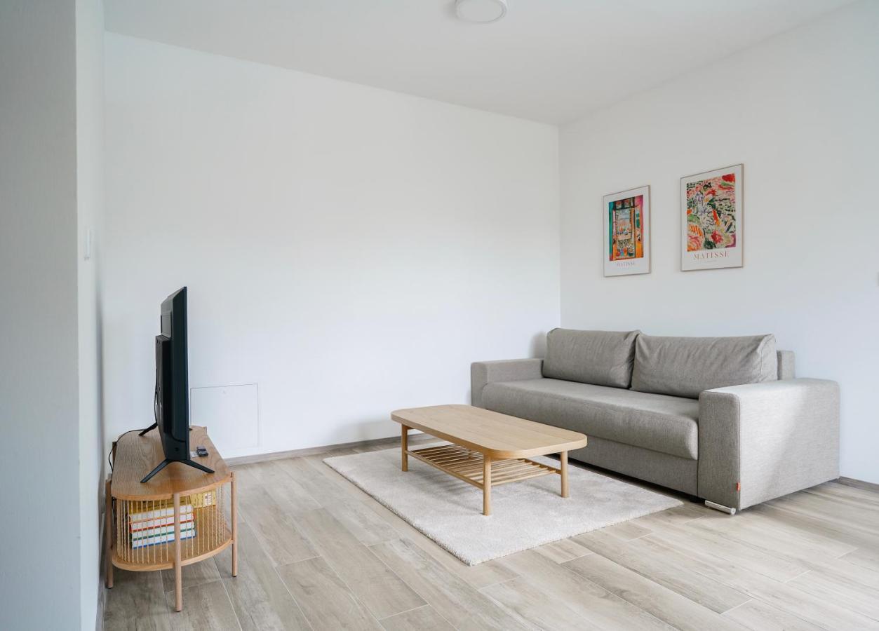 The Dante Villa Apartments Prague Luaran gambar