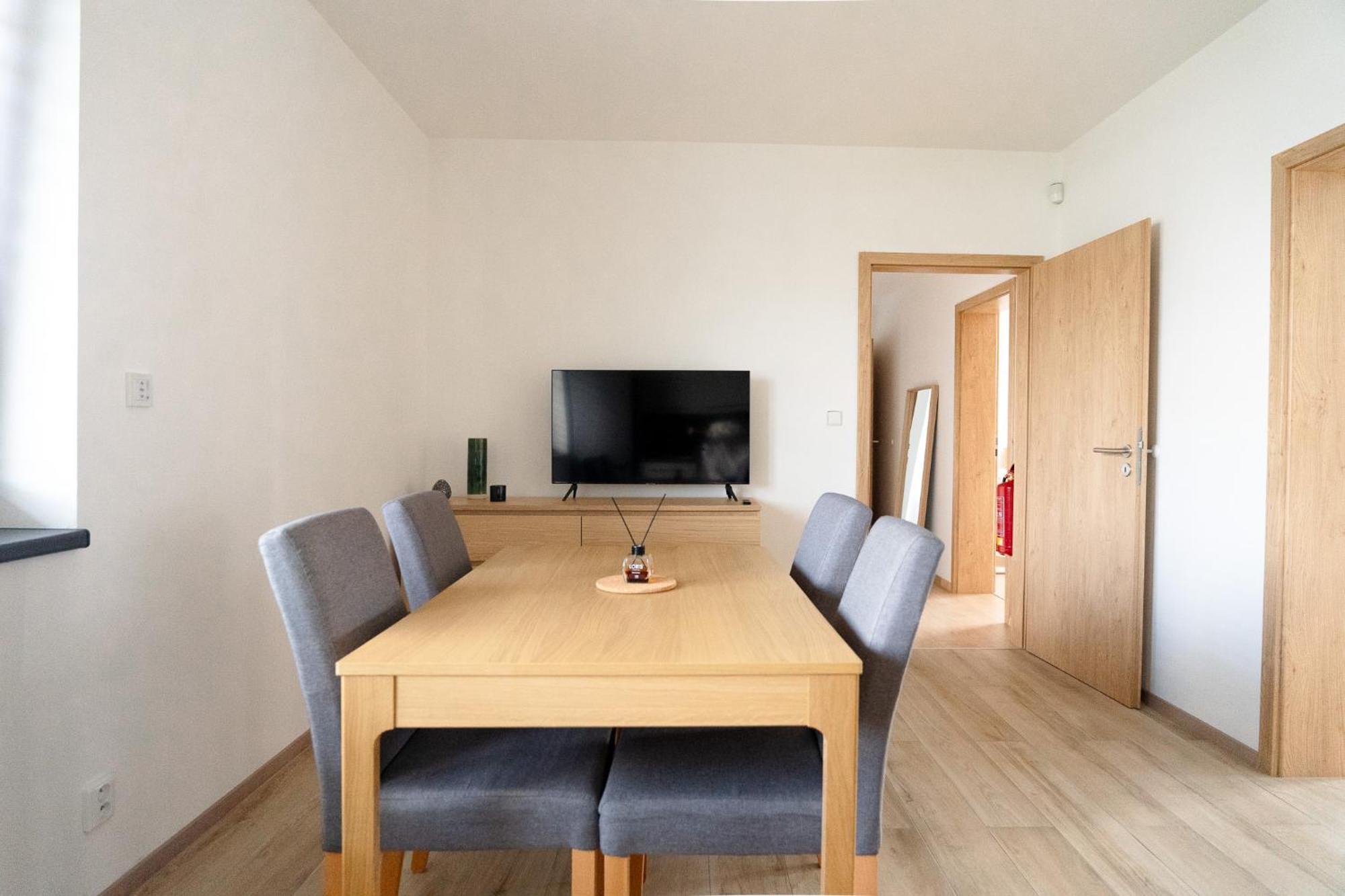 The Dante Villa Apartments Prague Luaran gambar